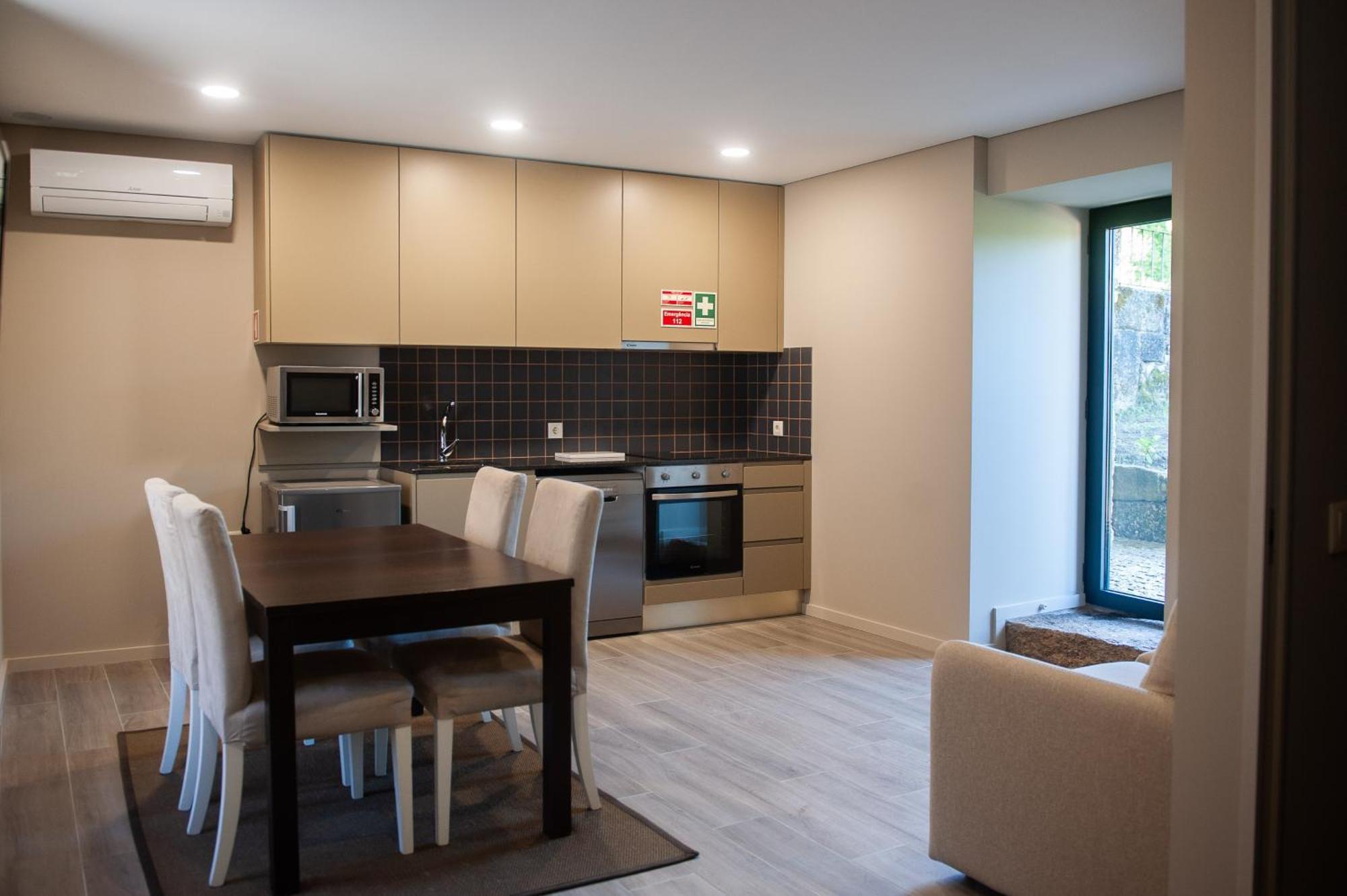 Casa Da Corredoura Turismo Rural Селорику ди Бащу Екстериор снимка